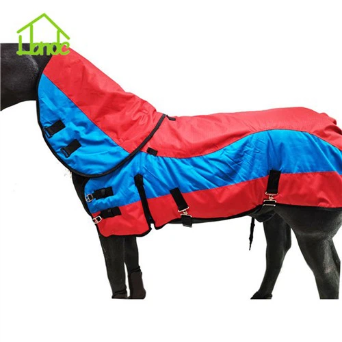 Covoarele pentru cai țin calul cald